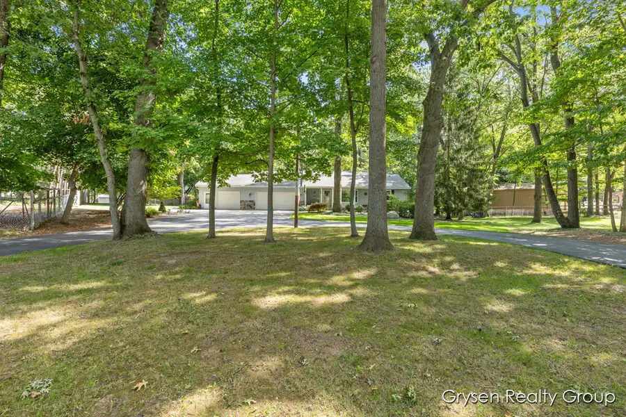 3687 Wentworth, Wyoming, MI 49519 - #3
