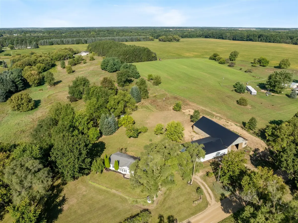 7131 Cowman, Hubbardston, MI 48845 - Image #1