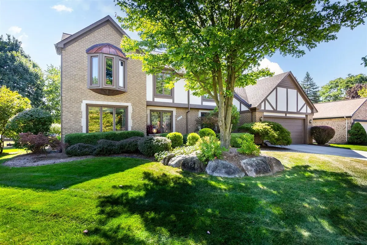 3273 Salem, Rochester Hills, MI 48306 - #1