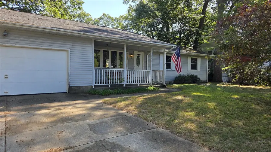 660 S Buys, North Muskegon, MI 49445 - Image #3