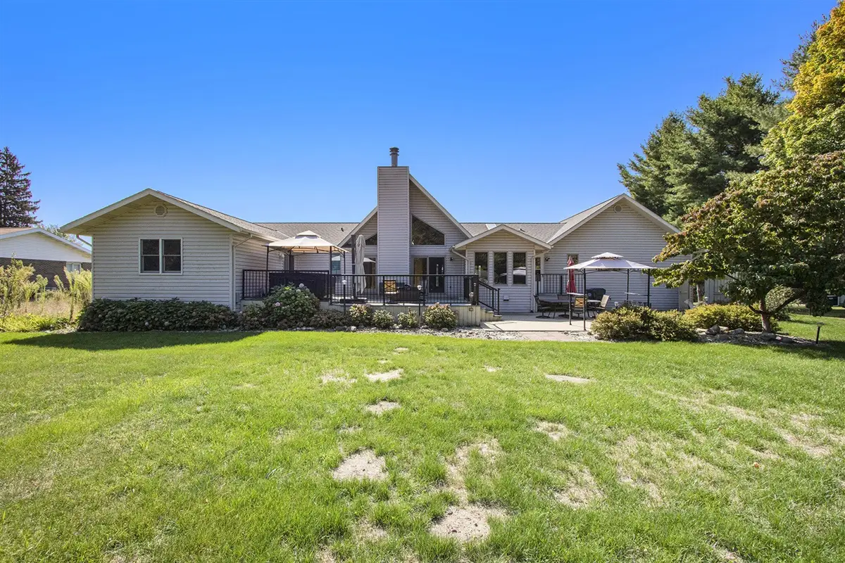 6030 Paw Paw Lake, Coloma, MI 49038 - #1