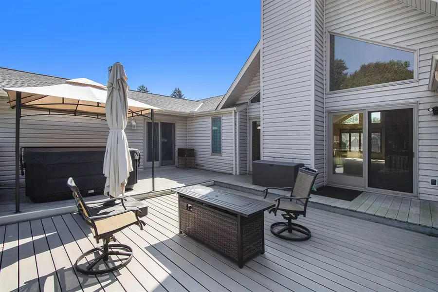 6030 Paw Paw Lake, Coloma, MI 49038 - #2