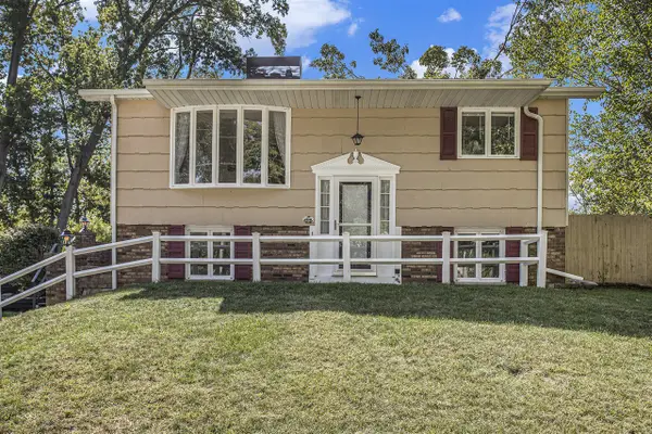 7610 Lake Wood Drive, Portage, MI 49002