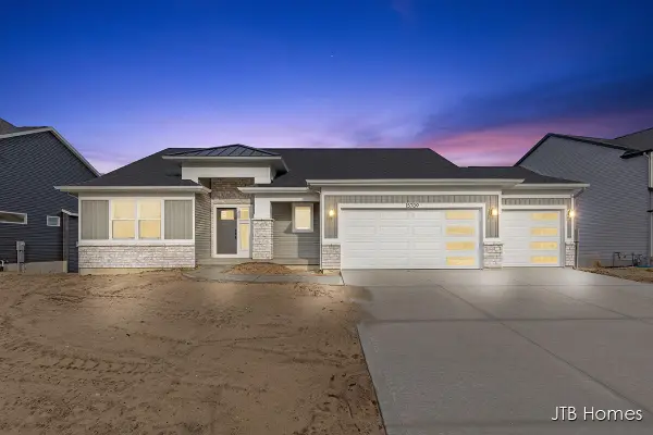 15709 Norwalk, Grand Haven, MI 49417