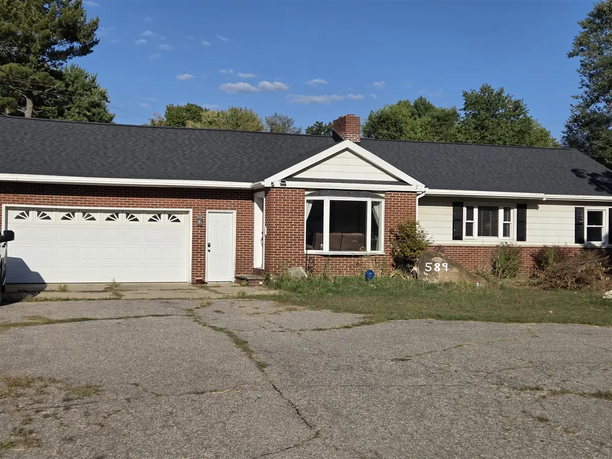 589 Lincoln, Otsego, MI 49078 - #1
