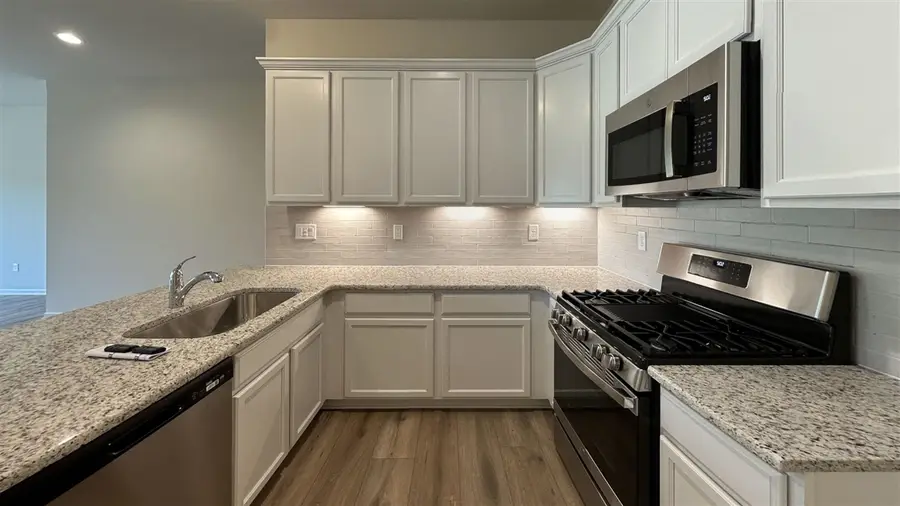 4262 Plum Village #41, Monroe, MI 48161 - Image #2