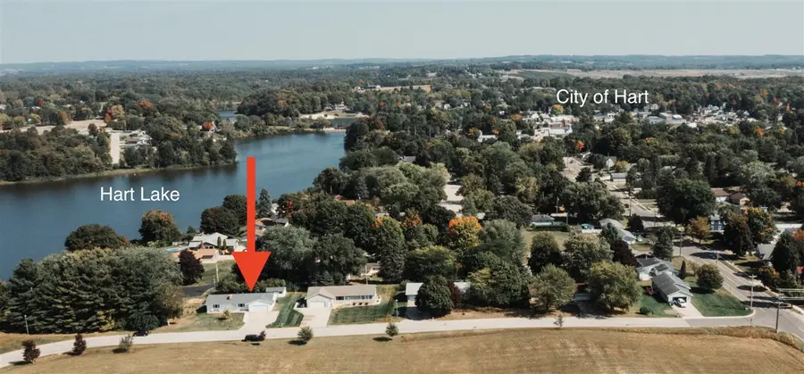 60 N Plum, Hart, MI 49420 - #2
