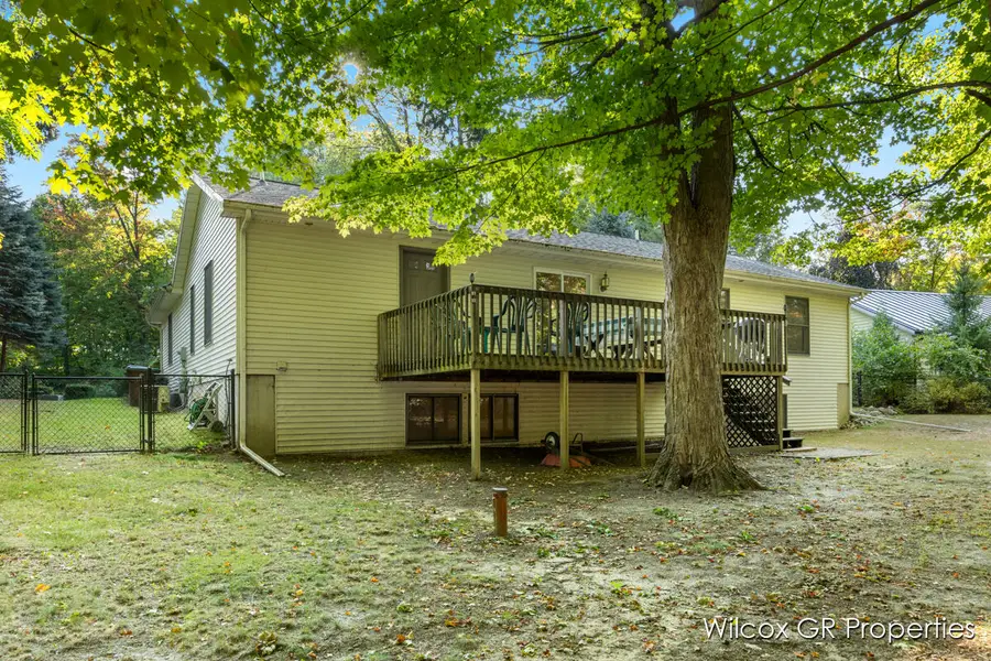 6835 Homestead, Rockford, MI 49341 - Image #3