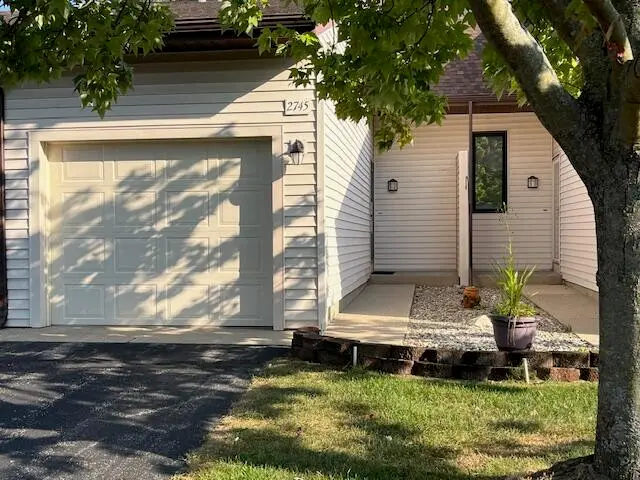 2745 Stonebluff, Wyoming, MI 49519 - #1