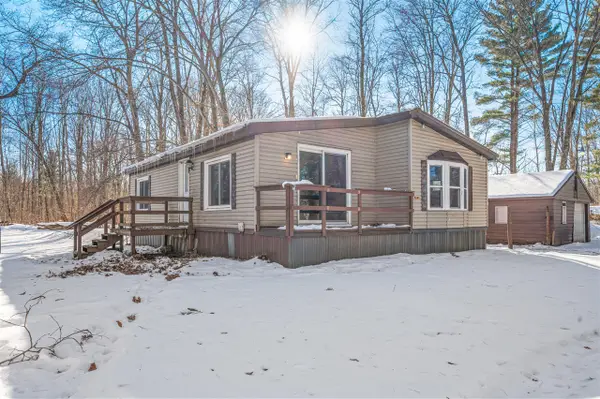 7668 Elizabeth, Newaygo, MI 49337