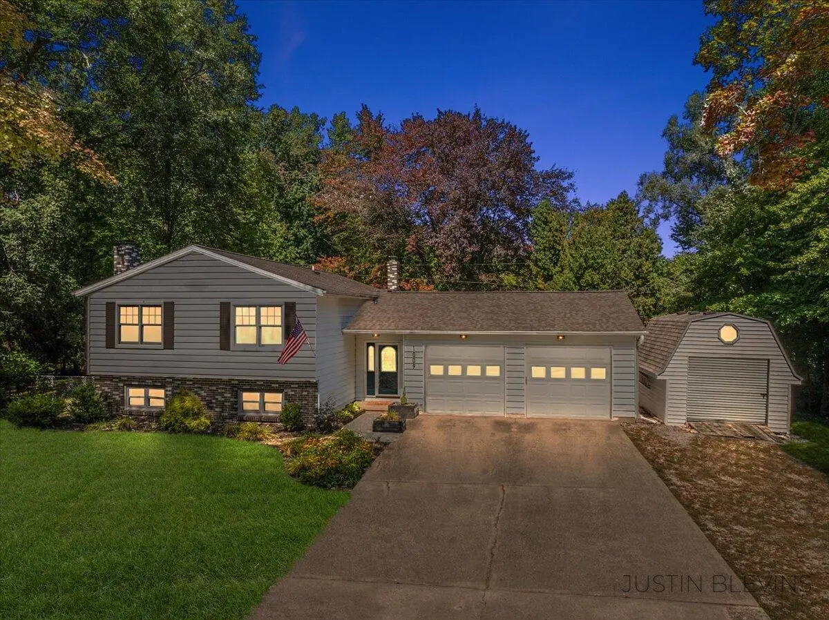 1009 Fonger, Sparta, MI 49345 - #1