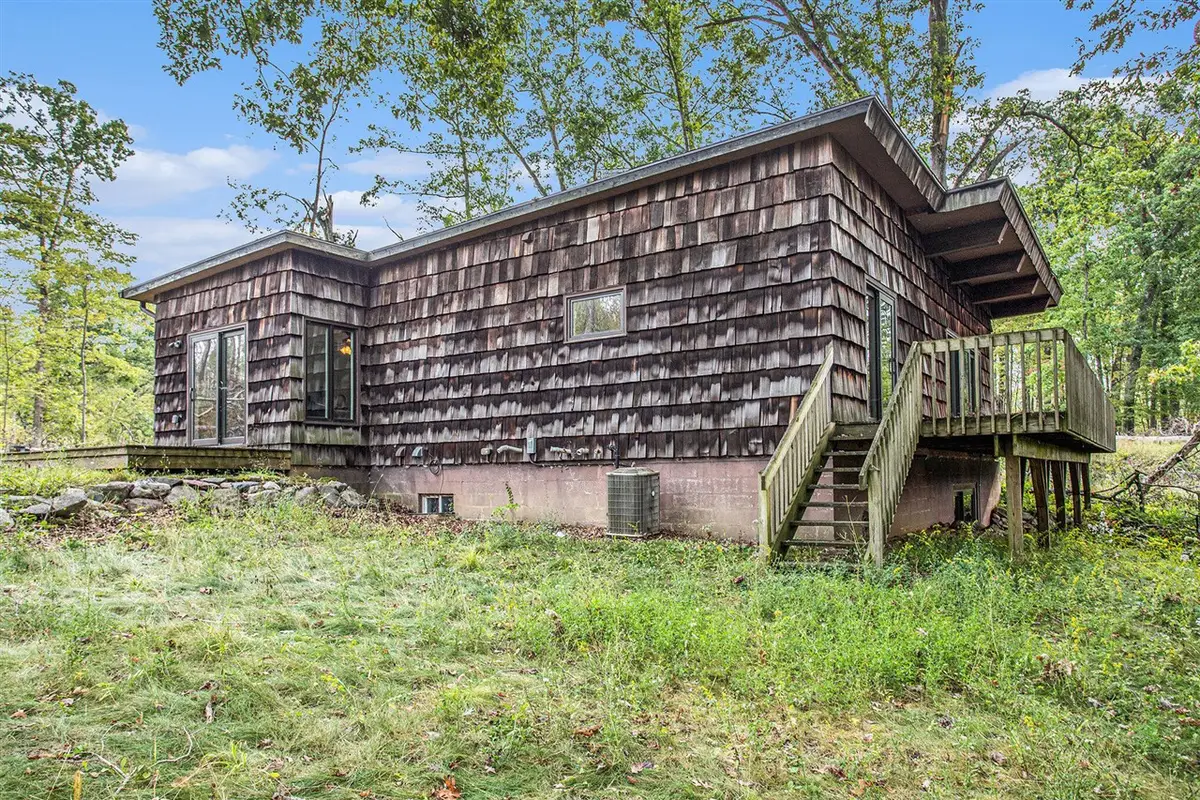 22485 Clear Lake, Battle Creek, MI 49014 - Image #1