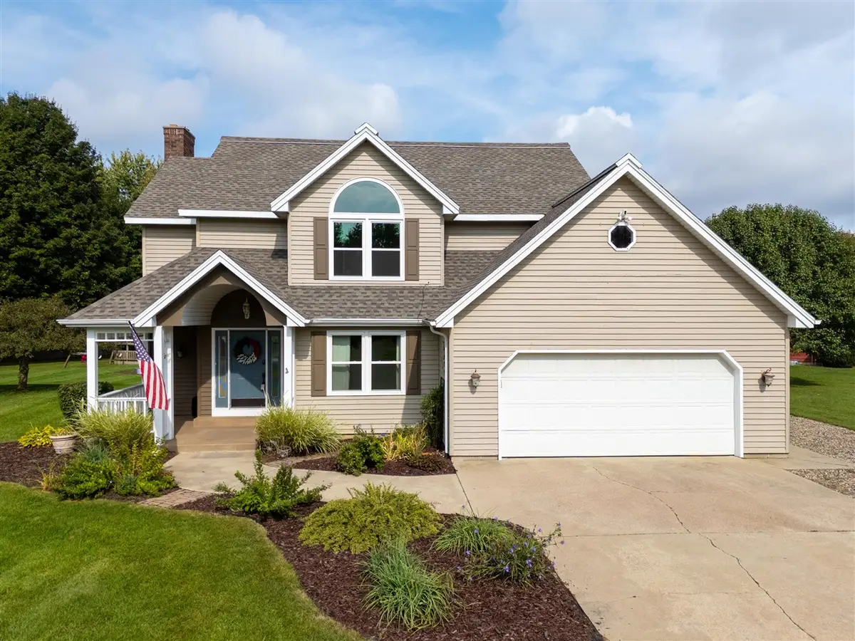 48995 Hickory, Mattawan, MI 49071 - #1