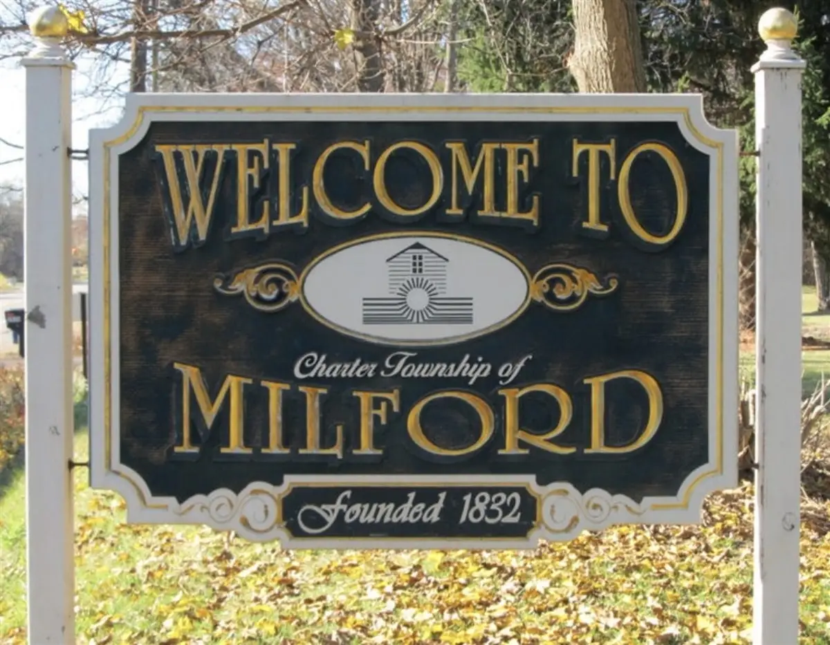 727 W W. Maple Road, Milford, MI 48381 - #1