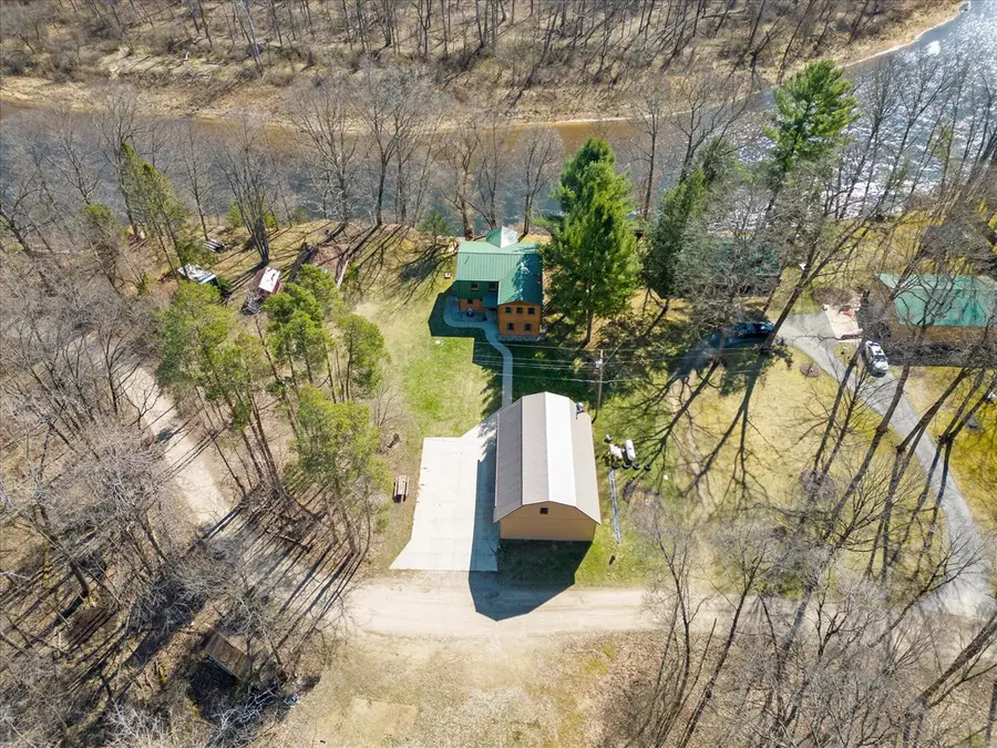 7952 S Main, Newaygo, MI 49337 - #3