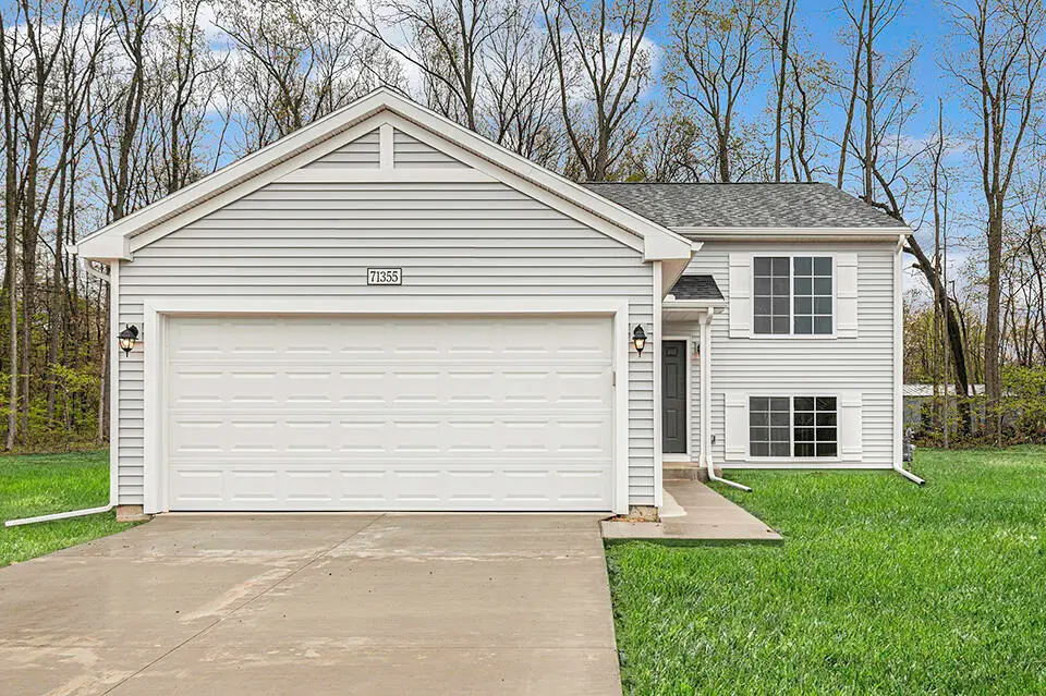 2445 Stratton, Benton Harbor, MI 49022 - #1