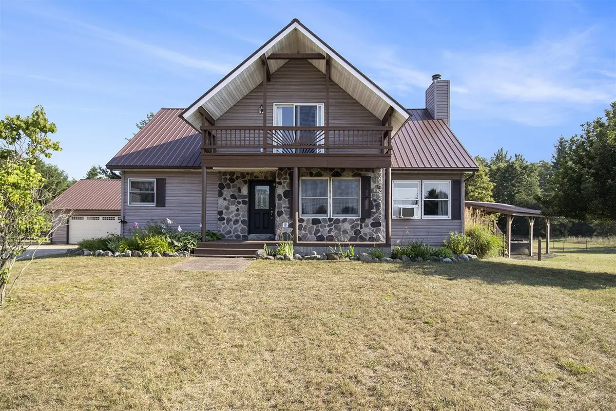 9322 E 56th, Newaygo, MI 49337 - #1