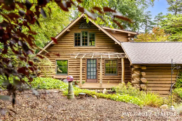 1339 House, Belmont, MI 49306