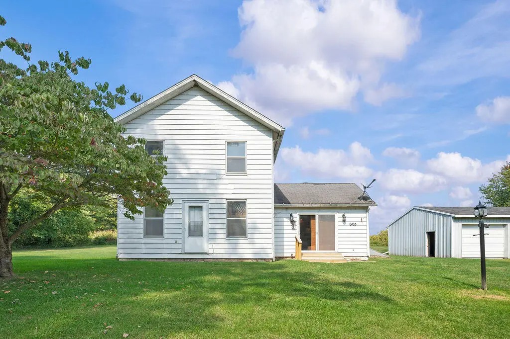 6105 Burrus, Galien, MI 49113 - Image #1