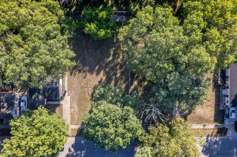 2132 Manz, Muskegon, MI 49444 - #2
