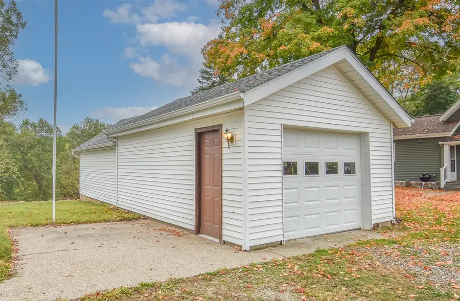 127 W High, Union City, MI 49094 - #3