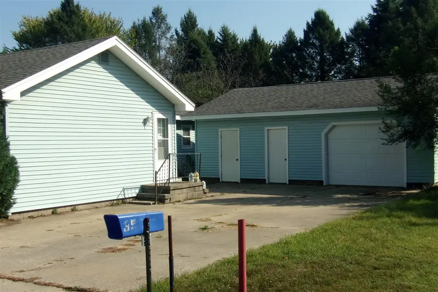 35 Third, Eastlake, MI 49626 - #2