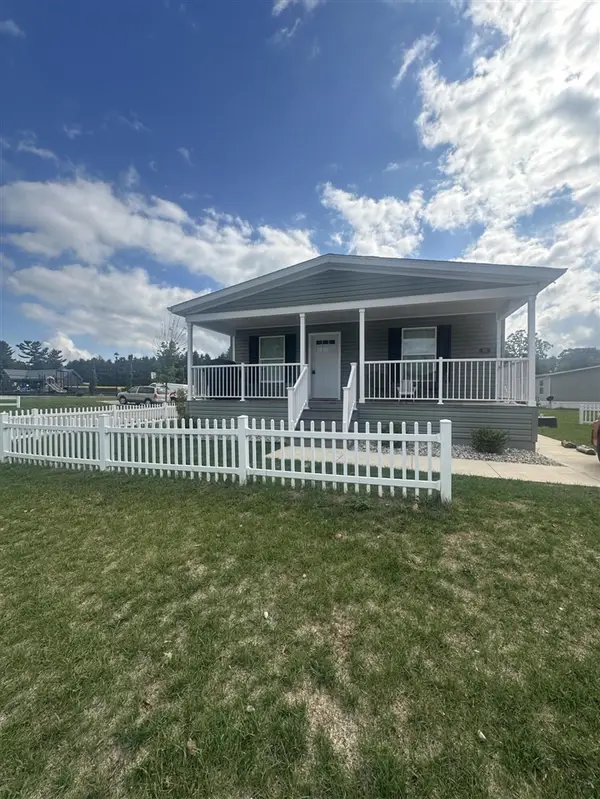 83 Viking, Sparta, MI 49345