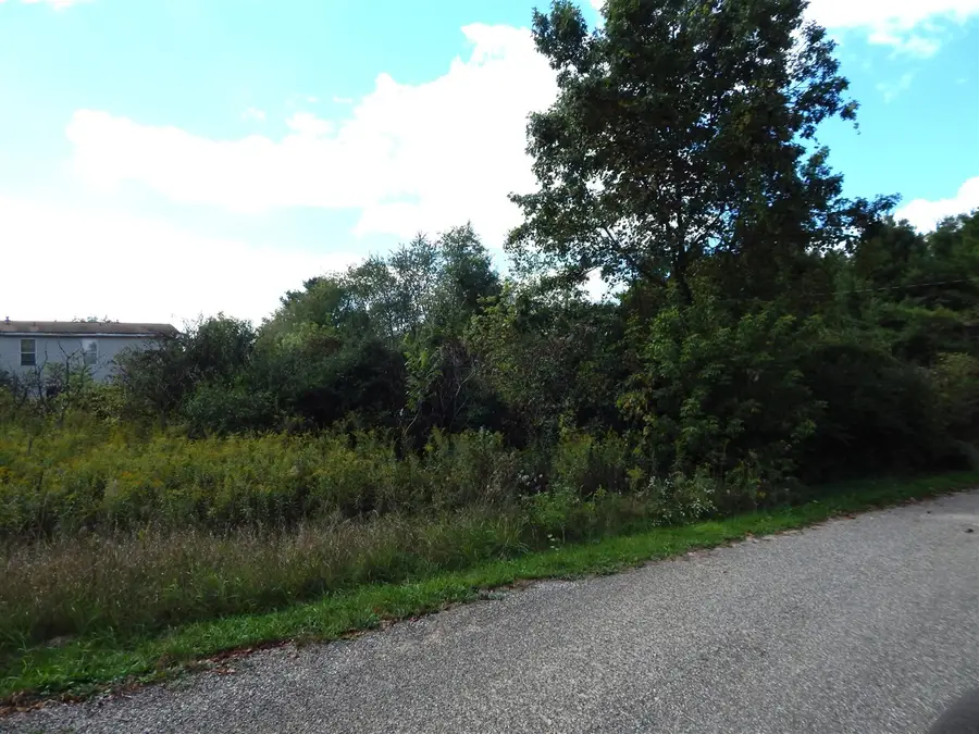 Vl Seneca, Sturgis, MI 49091 - Image #2