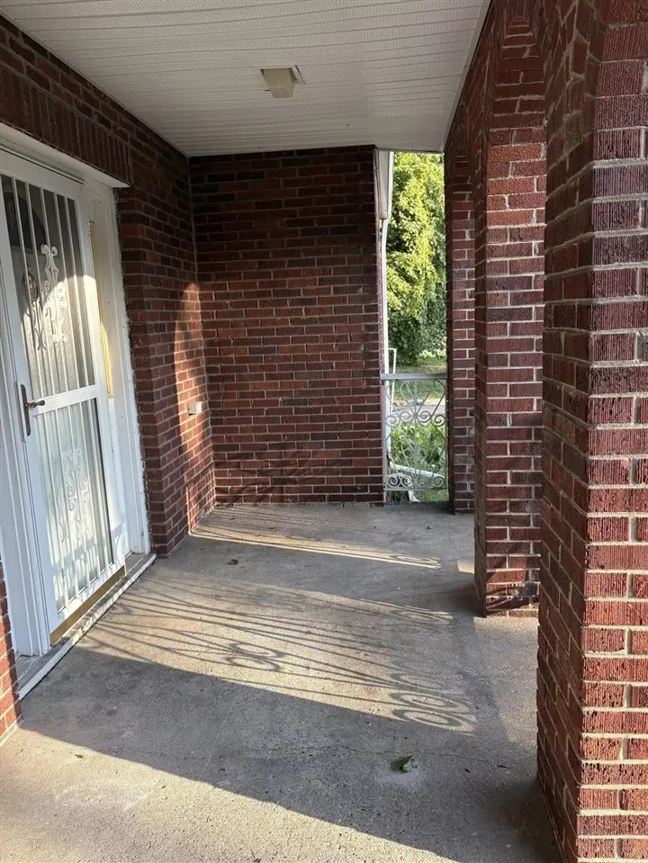 694 Colfax, Benton Harbor, MI 49022 - #3