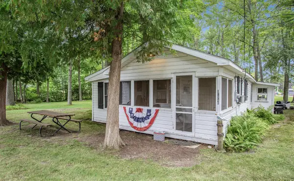 12940 Cleland, Wayland, MI 49348