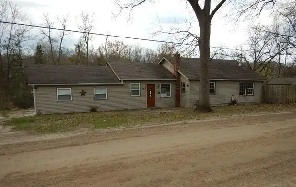 42720 Riggs, Belleville, MI 48111