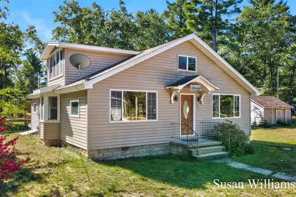 385 W Michigan, Twin Lake, MI 49457