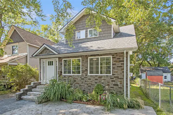 707 Fenimore, Kalamazoo, MI 49048