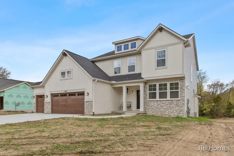 1060 N Washington, Lowell, MI 49331 - Image #2