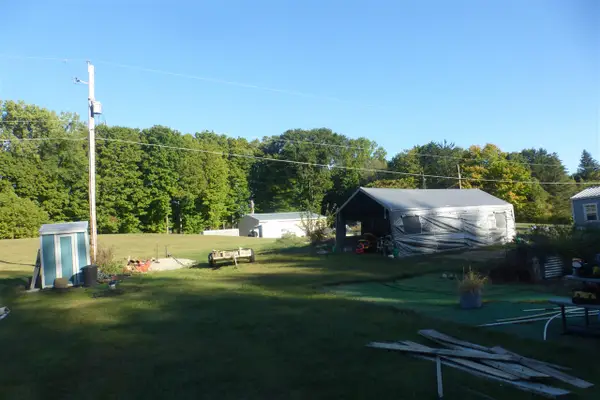 15646 W Clear Lake Rd., Buchanan, MI 49107