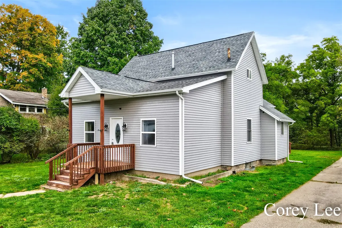 83 Main, Saranac, MI 48881 - #1