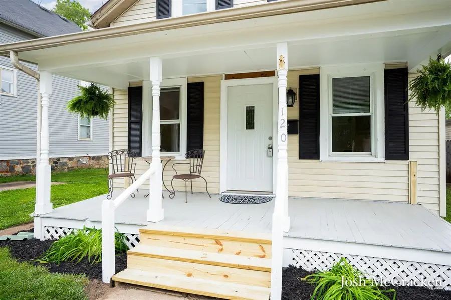 120 S Jackson, Ionia, MI 48846 - Image #3
