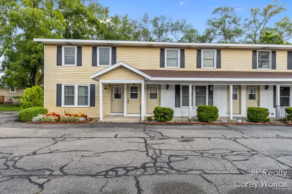 199 E 34th #10, Holland, MI 49423