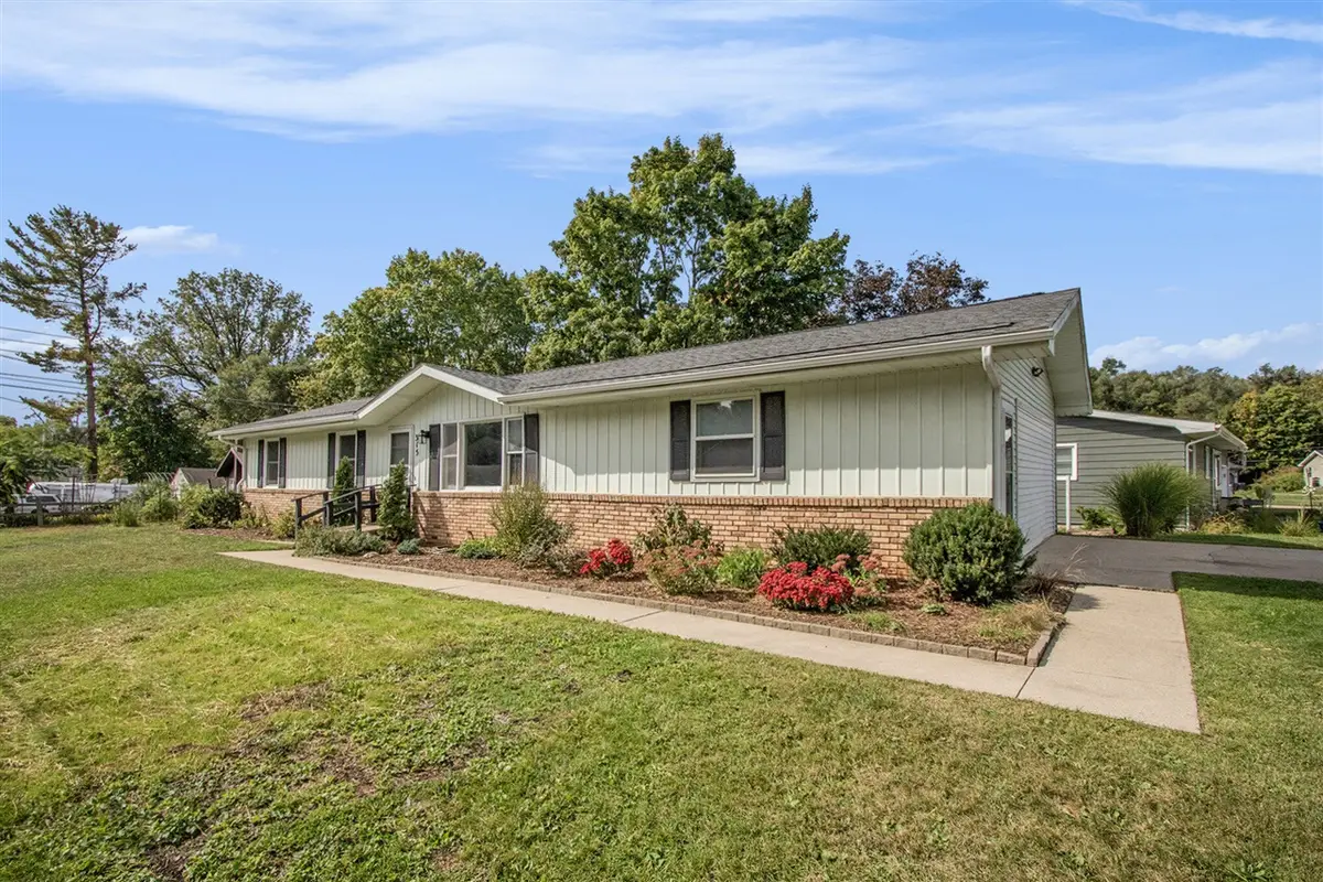 315 E Washington, Berrien Springs, MI 49103 - Image #1