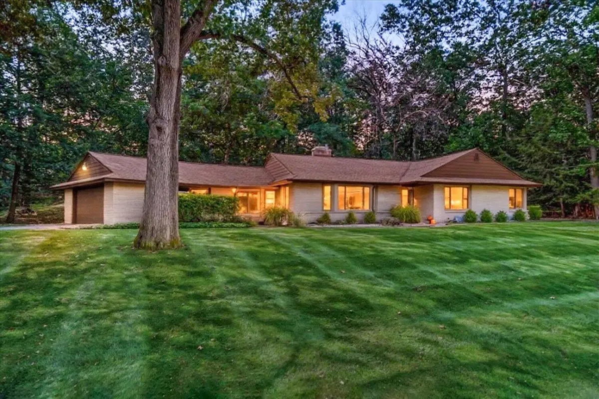 2206 Treehaven, Kalamazoo, MI 49008 - Image #1