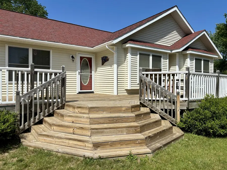 5094 Samerdar, Onekama, MI 49675 - #2