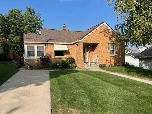 833 Pine, Grand Rapids, MI 49504 - Image #1