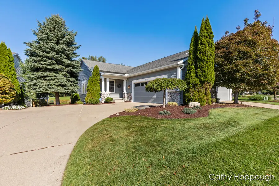 5162 Hawk Hollow, Bath, MI 48808 - Image #3
