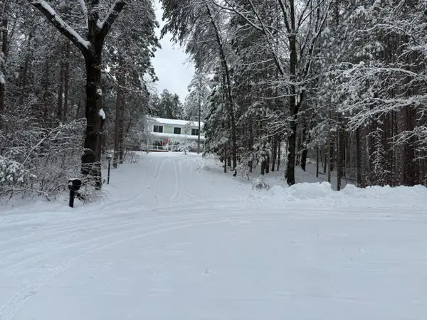 4530 Summit Forest, Rockford, MI 49341