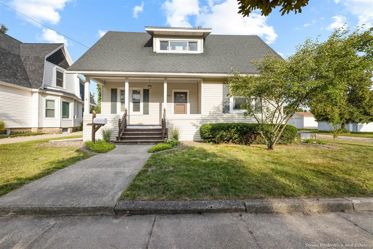 120 S Union, Sparta, MI 49345 - Image #1