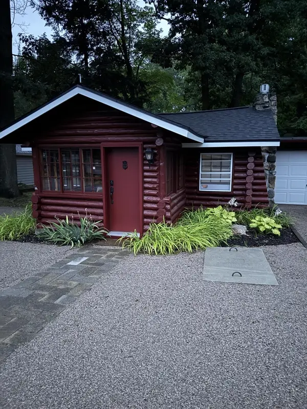 252 W Lake, Cadillac, MI 49601