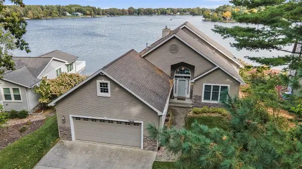 7988 Island, Canadian Lakes, MI 49346