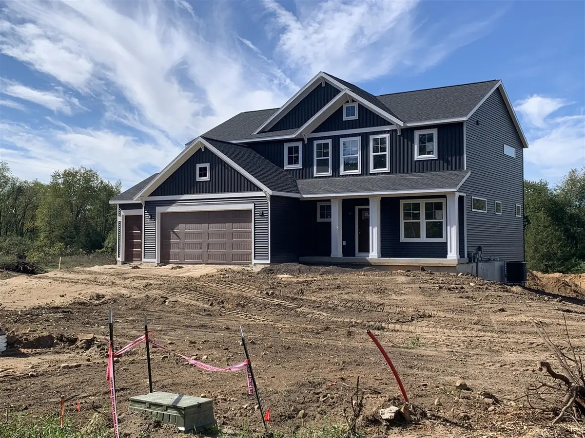 1136 N Washington, Lowell, MI 49331 - Image #1