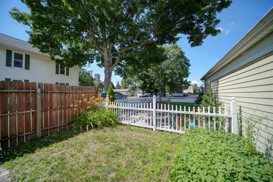 317 Clark, Clinton, MI 49236 - Image #3