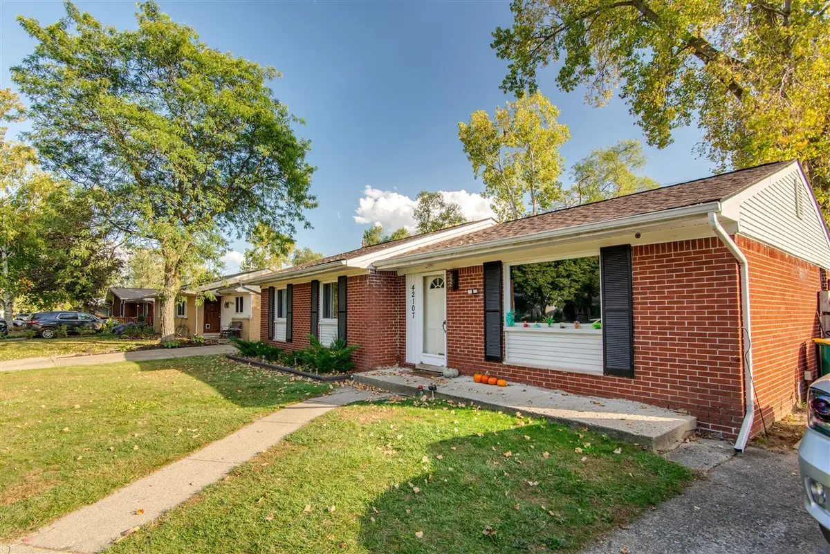 42107 Lincoln, Van Buren Township, MI 48111 - Image #1